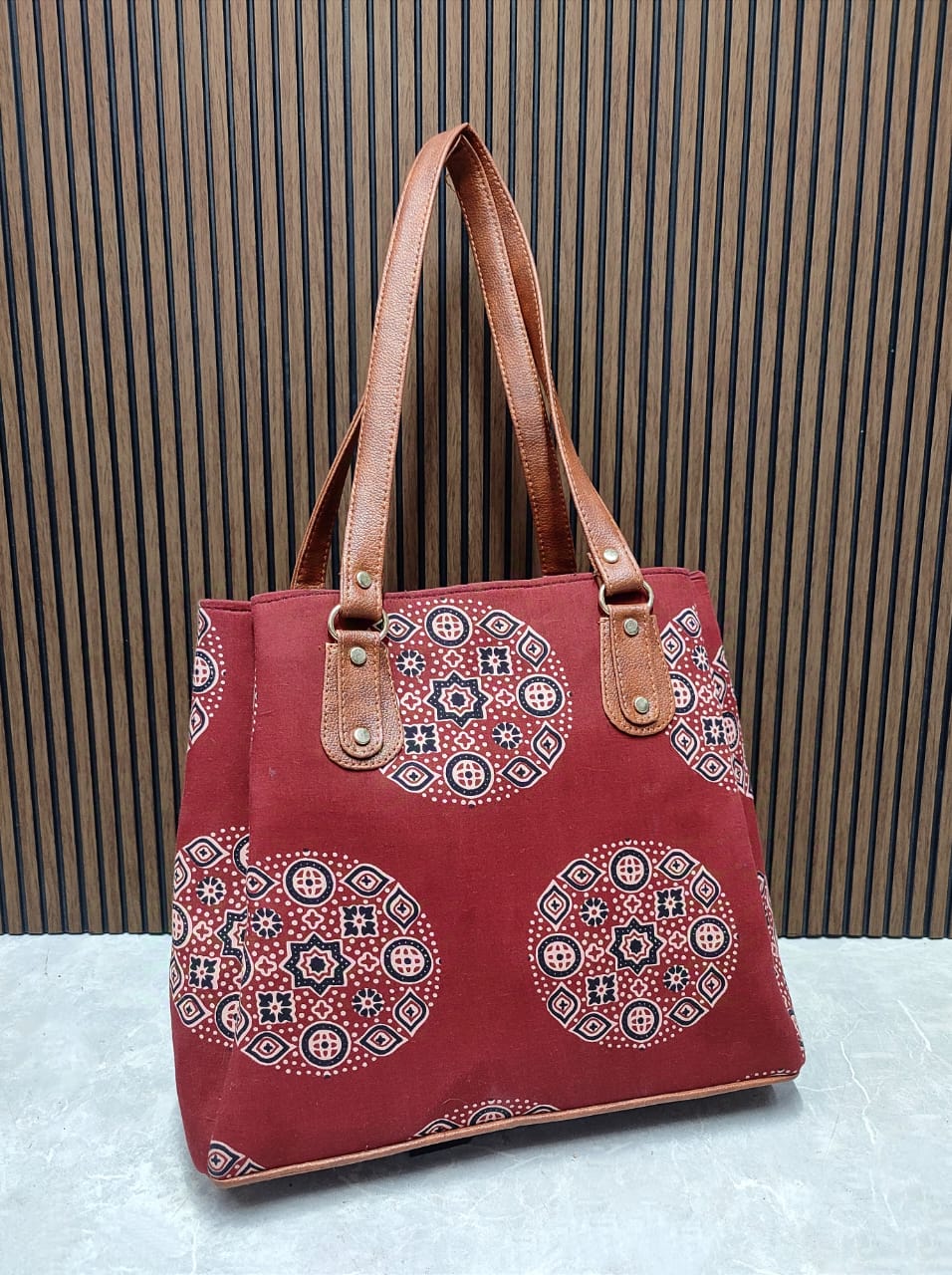 3 partition Tote