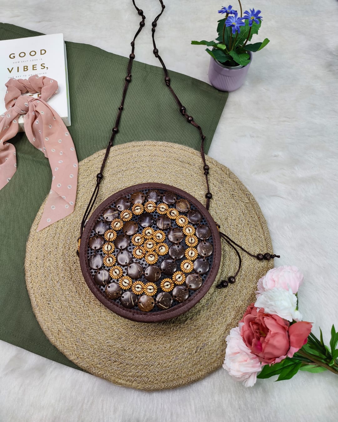 Coconut shell beaded round sling bag